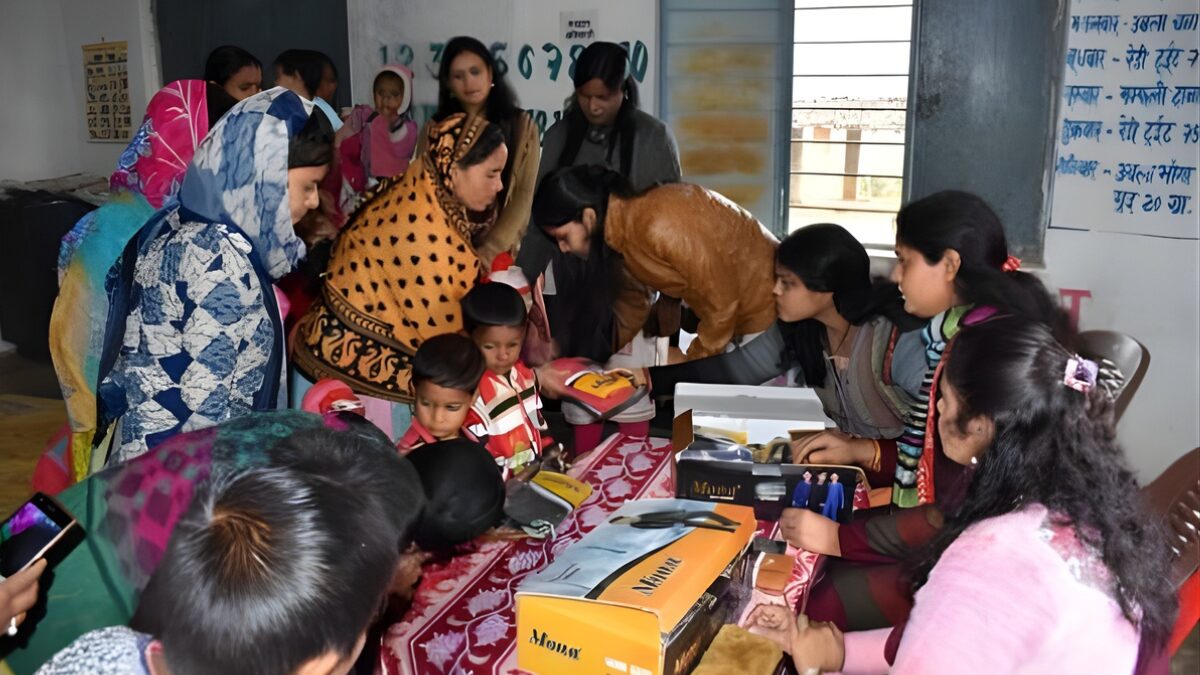 गोरखपुर में शिक्षा के साथ स्वास्थ्य पर भी दिया ध्यान