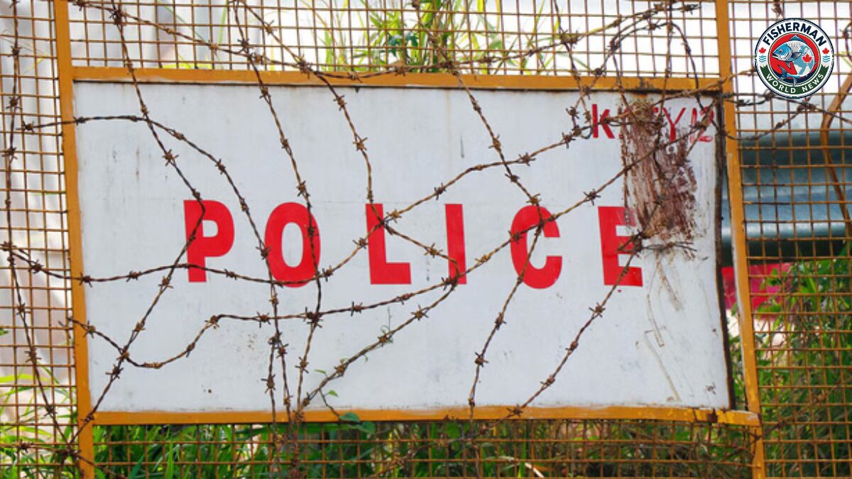 थाने के सामने रील बनाई