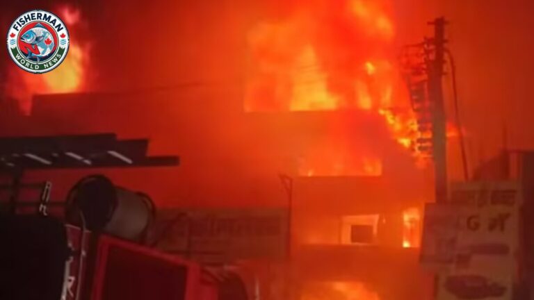 सेल टैक्स ऑफिस में लगी भीषण आग