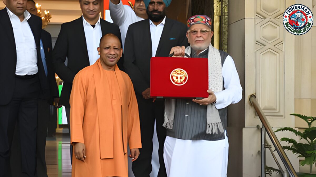 वित्त मंत्री सुरेश खन्ना