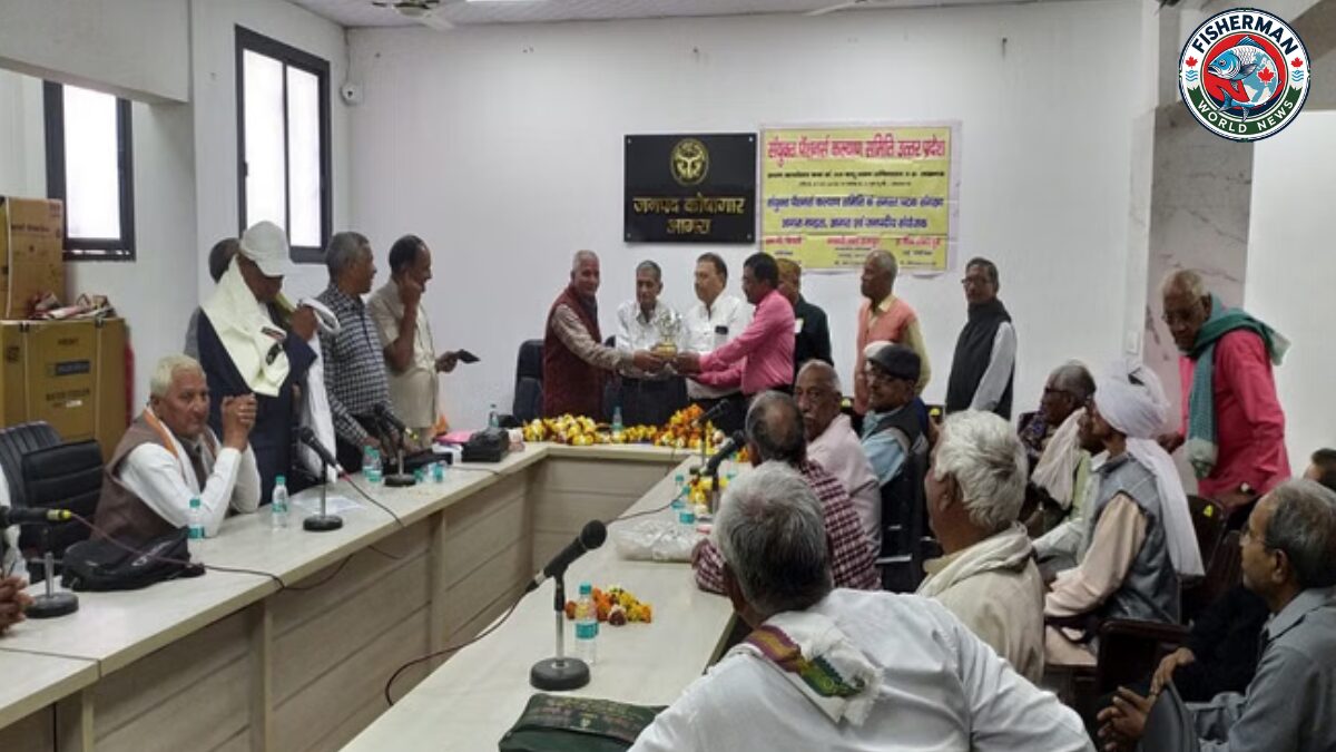 उत्तर प्रदेश में आठवें वेतन