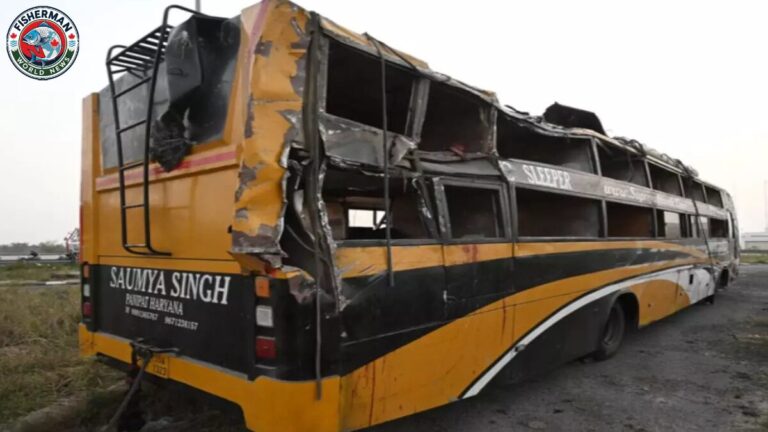 लखनऊ पूर्वांचल एक्सप्रेसवे हादसा