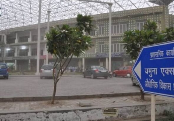 यमुना एक्सप्रेसवे पर जापान सिटी