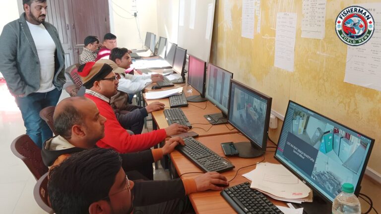 लखनऊ में यूपी बोर्ड परीक्षा ड्यूटी के दौरान