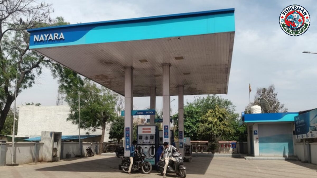 आगरा में नायरा एनर्जी के पेट्रोल पंपों