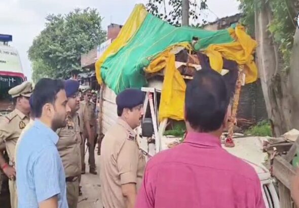 कौशाम्बी में कानपुर-प्रयागराज हाईवे