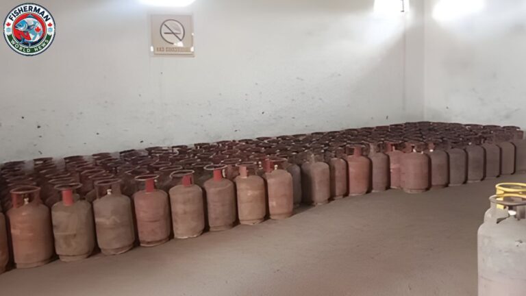 एलपीजी संकट के बीच लखीमपुर खीरी