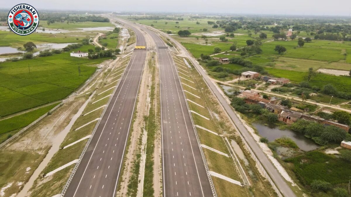 गंगा एक्सप्रेसवे 594 किमी