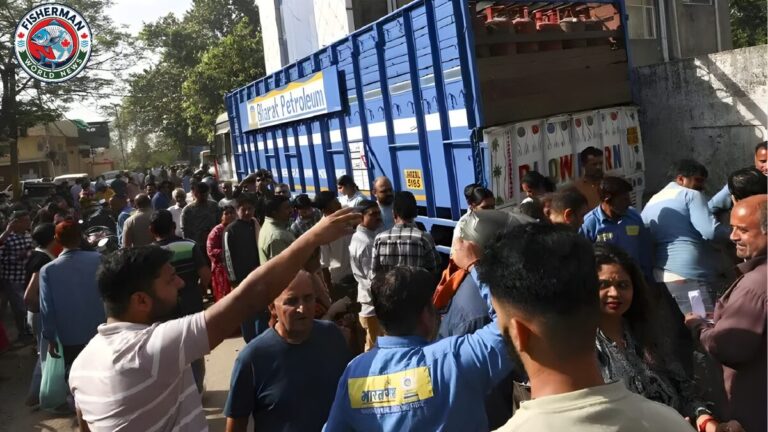 अलीगढ़ में एलपीजी सिलिंडर