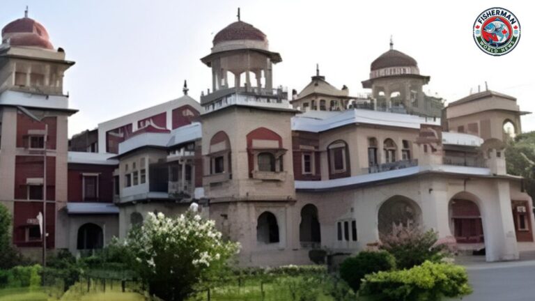 इलाहाबाद विश्वविद्यालय ने डिग्री