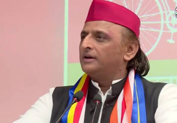 अखिलेश यादव