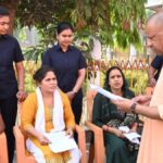 सीएम योगी ने जमीन विवाद