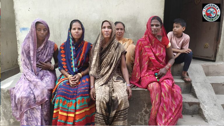 देवरिया में नदी किनारे