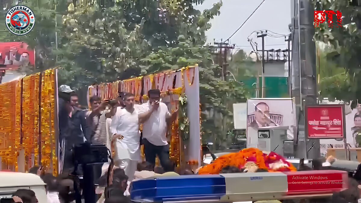 प्रतीक यादव का अंतिम संस्कार