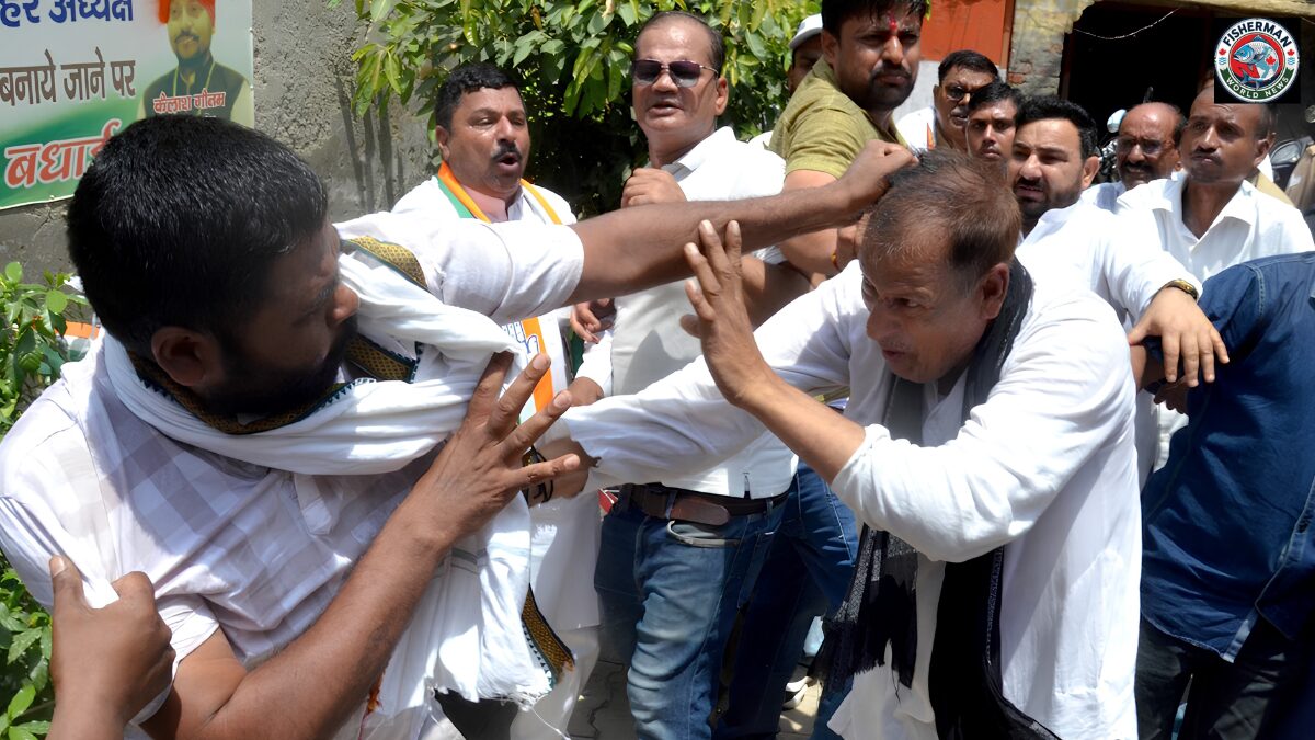 अलीगढ़ में कांग्रेस की समीक्षा बैठक