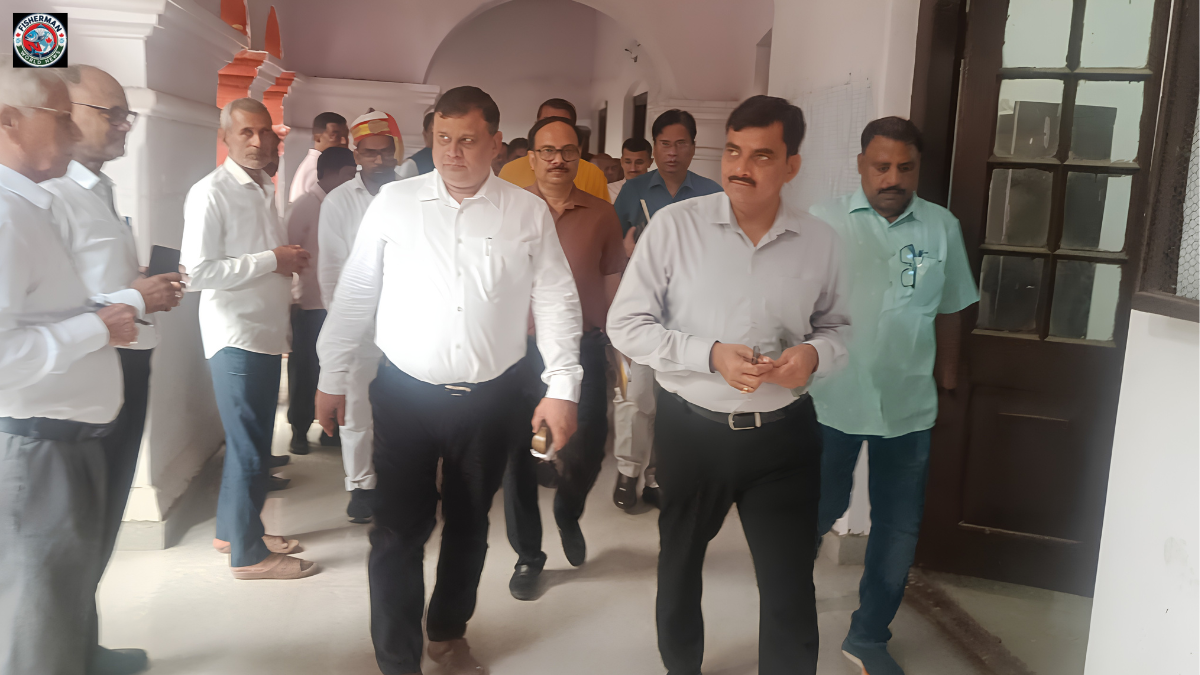 गोरखपुर के नवागत मंडलायुक्त इंद्र विक्रम सिंह
